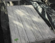 長椅子・テーブル・ベンチ：２液シリコン樹脂施工邸のBefore（施工前）の様子